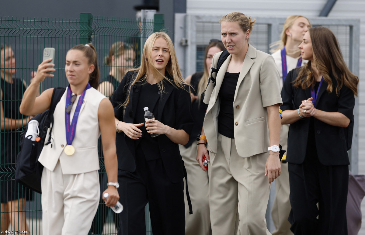 سيدات إنجلترا.. استقبال الأبطال