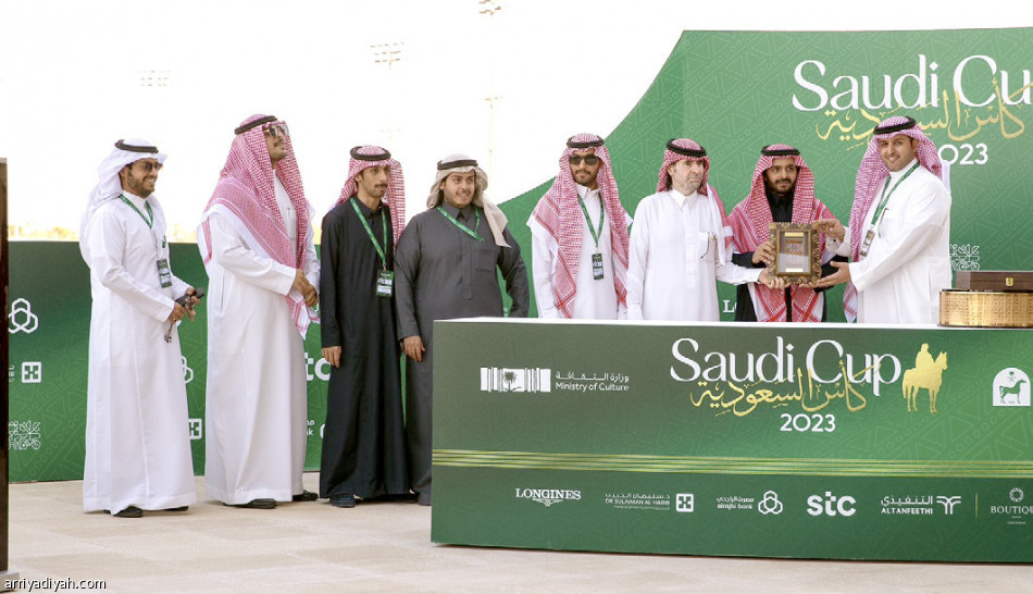 ماسون..
المرأة القوية تكسب