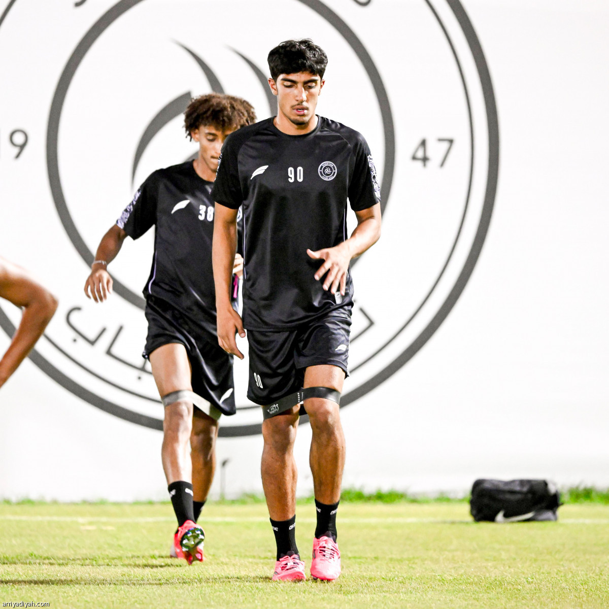 الشباب يعود