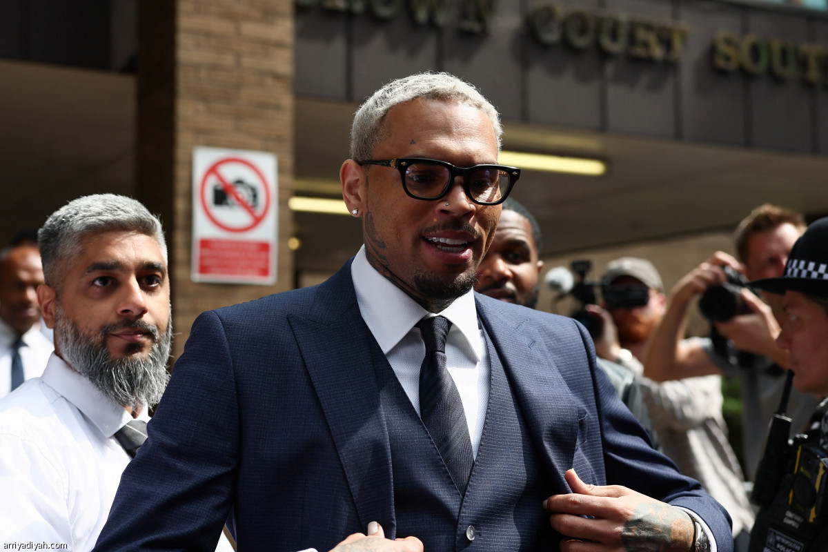 براون يدافع