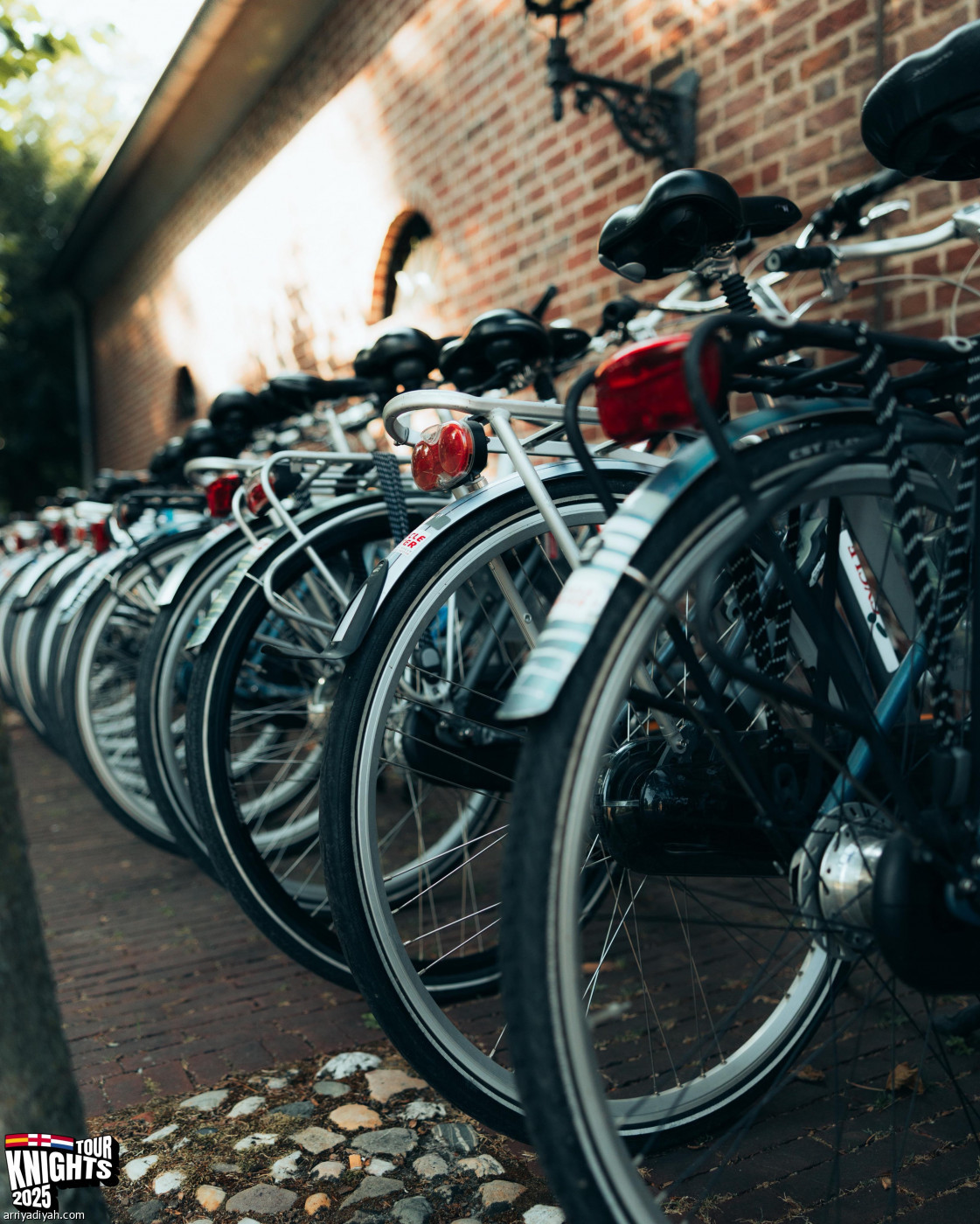 جونزاليس يفرض الدراجة