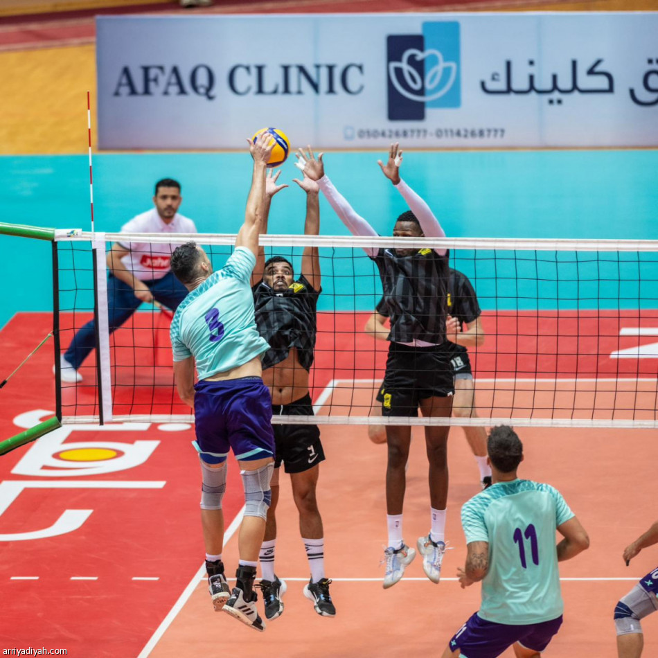 طائرة الأهلي تتصدر جاهز.. والفيصلي يكسب  الهلال