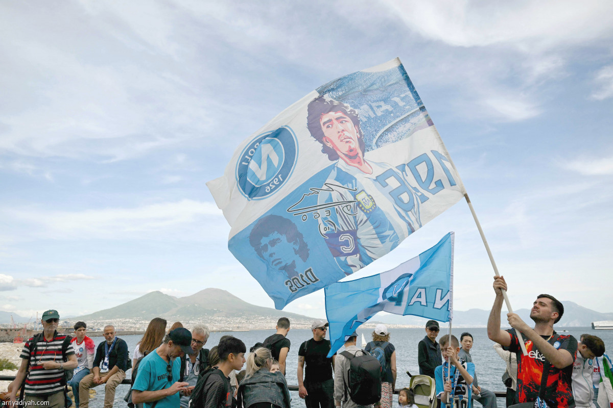 نابولي ينتظر اللقب