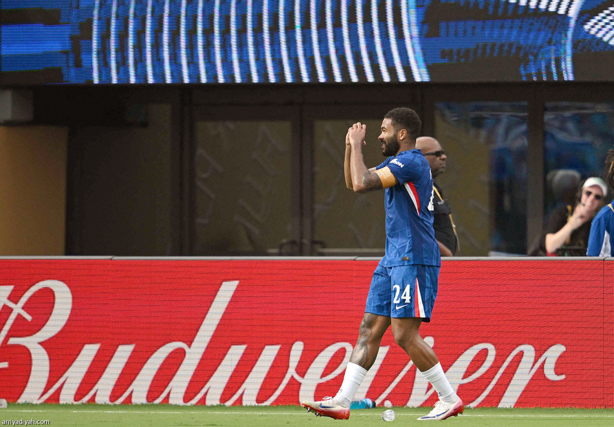 تشيلسي يعبر